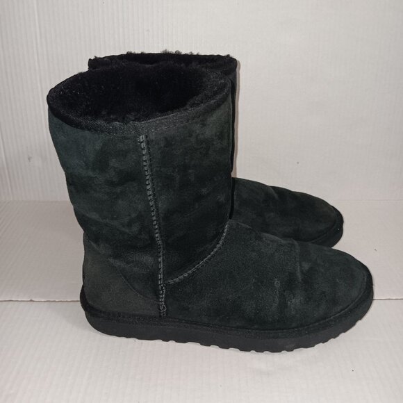 UGG WOMEN'S CLASSIC SHORT BOOTS - Picture 7 of 10